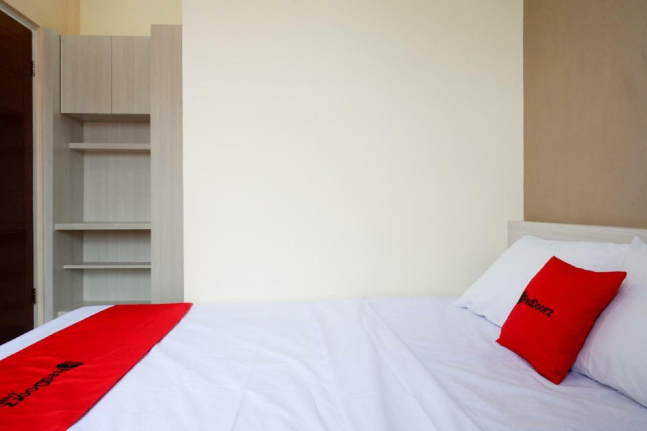 Hotel Reddoorz Near Rsud Margono Purwokerto 3 Extérieur photo